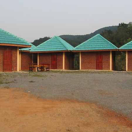 Chomdoy Bungalow & Restaurant Luang Namtha Eksteriør billede